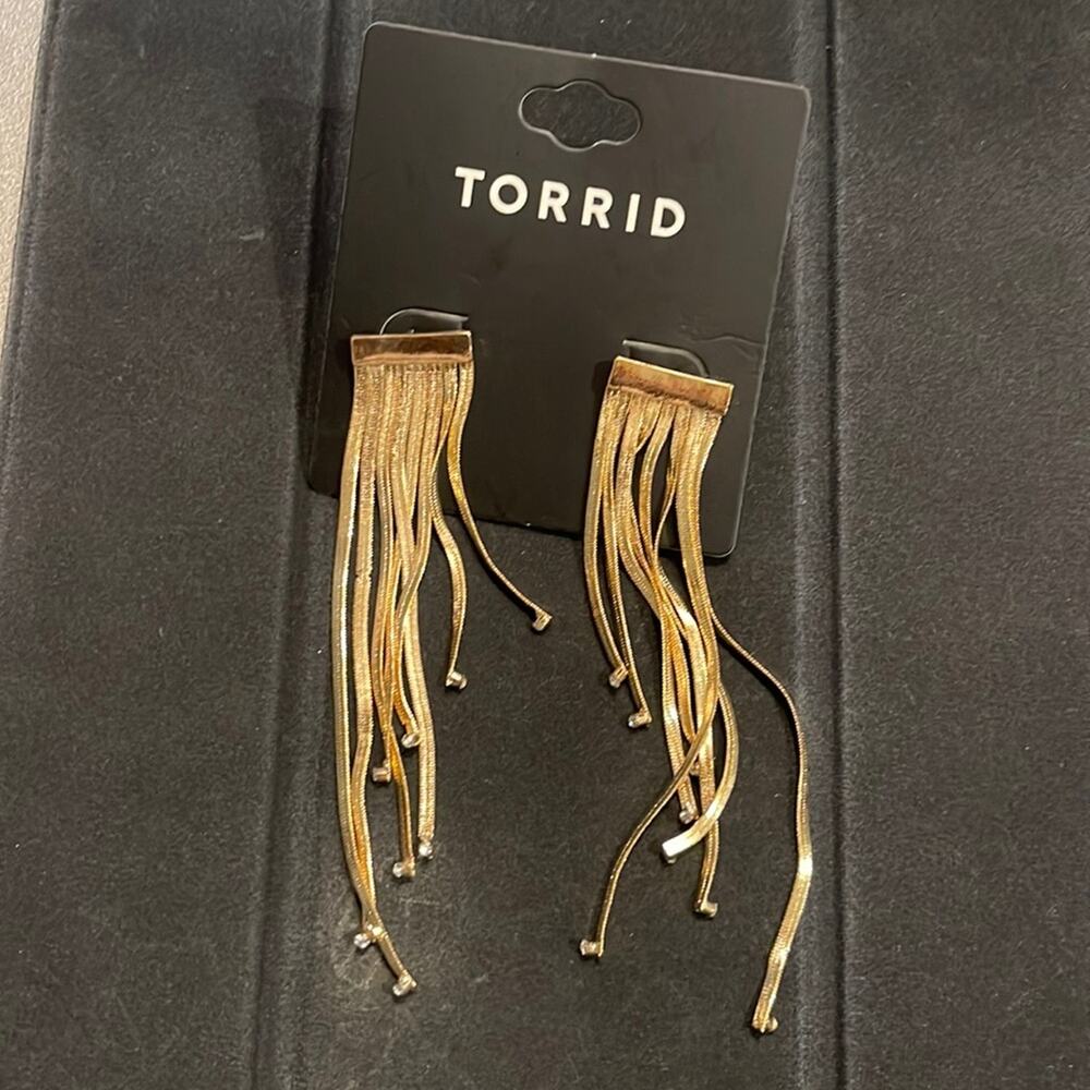 Torrid NWT Gold tone Earrings